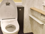 トイレリフォームアクセント壁紙でメリハリある空間に仕上がったトイレ